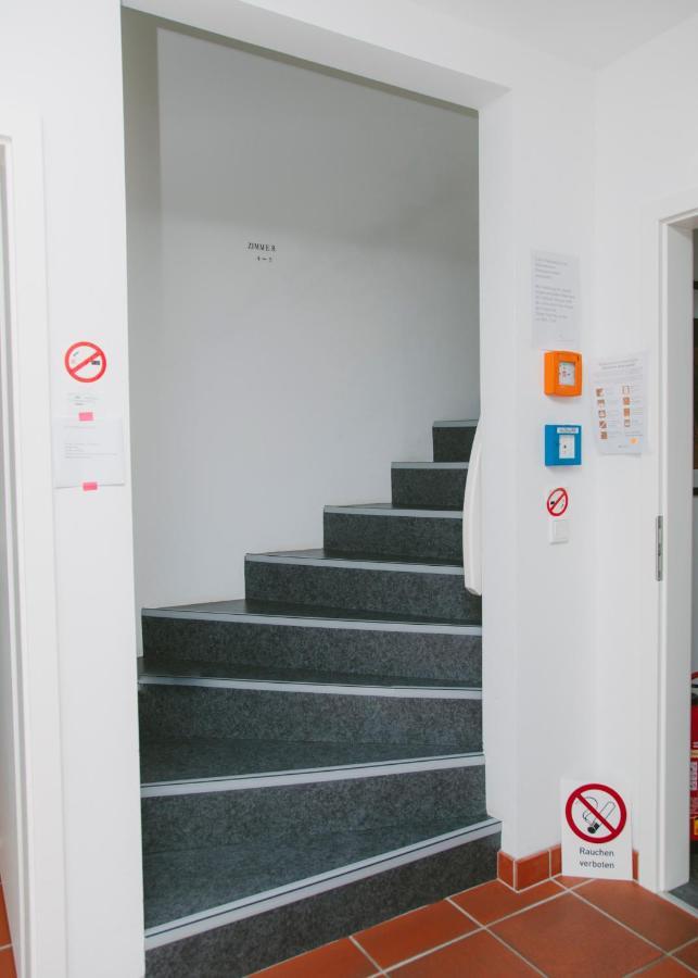 Gaestehaus Vigliarolo Gewerblich Jedes Zimmer Eigenes Bad Gemeinschaftskueche 埃尔姆斯霍恩 外观 照片