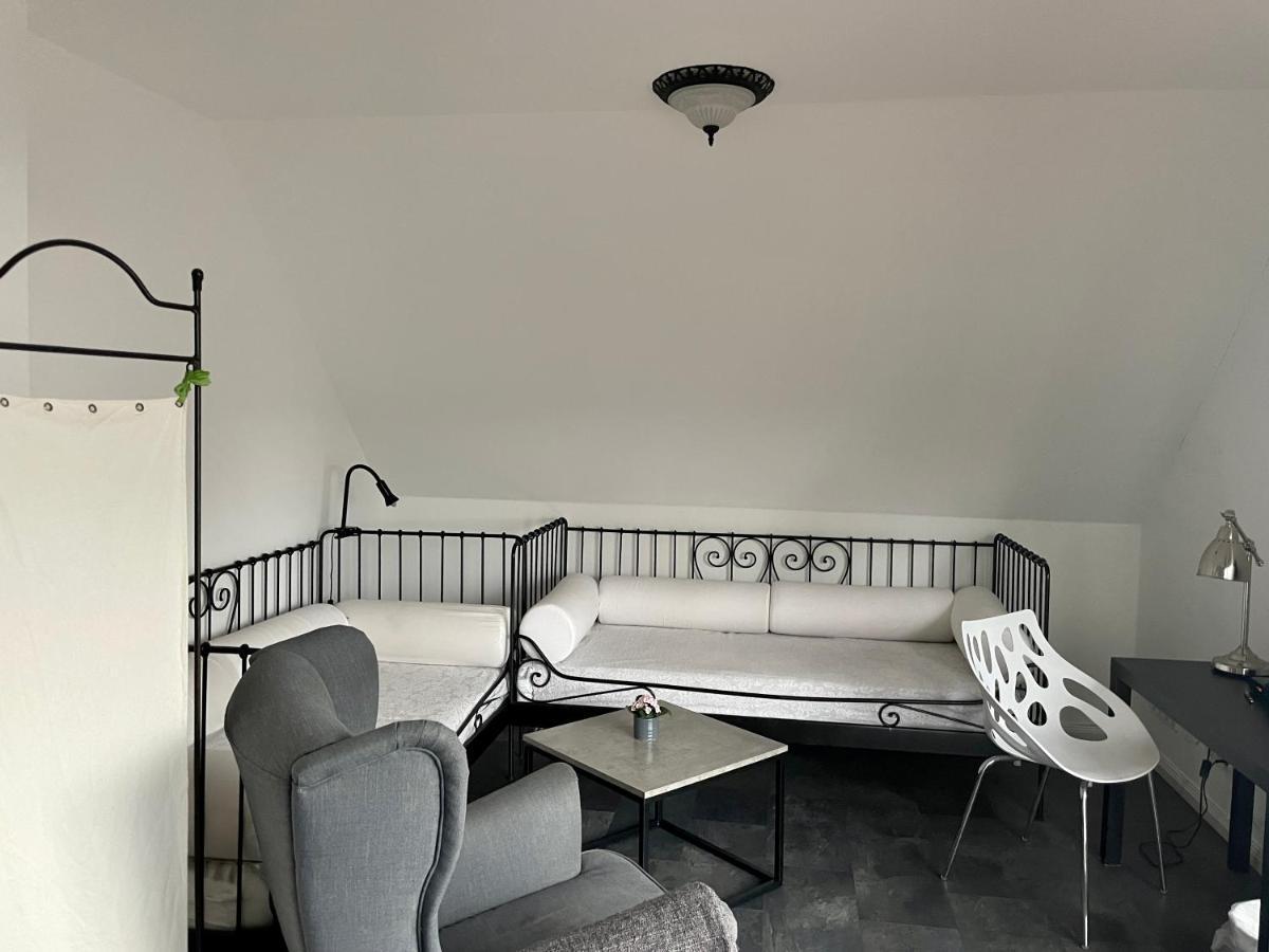 Gaestehaus Vigliarolo Gewerblich Jedes Zimmer Eigenes Bad Gemeinschaftskueche 埃尔姆斯霍恩 外观 照片
